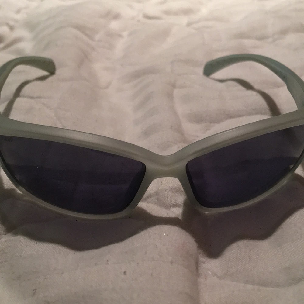 BLUE COSTA SUNGLASSES